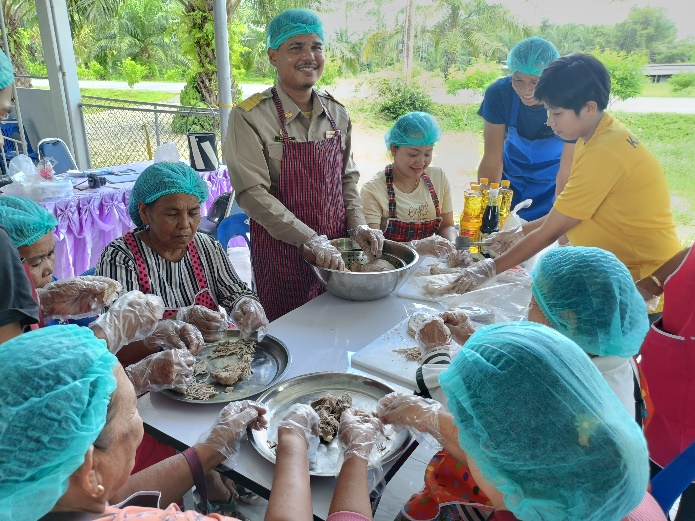 Walailak University Holds Workshop on Processing Pork into Thai pork jerky and shredded pork jerky